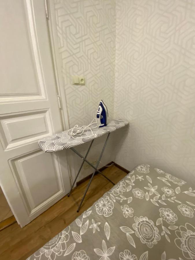 Апартаменти на вул. Сходова 3, бічна Ужгородської, біля Високого замку. Львов Экстерьер фото